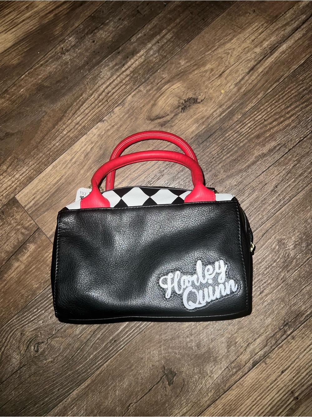 Loungefly DC Comics Harley Quinn Mad Love Satchel Purse Cosplay Handbag EUC - Picture 4 of 5